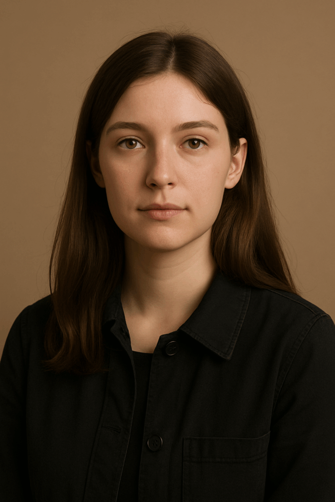 Junge Frau im Studio - realistische KI Bilder